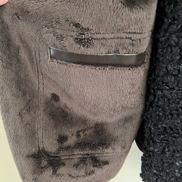 W By Worth 2 Piece Faux Shearling Vest. Like New. Size M - Picture 2 of 9